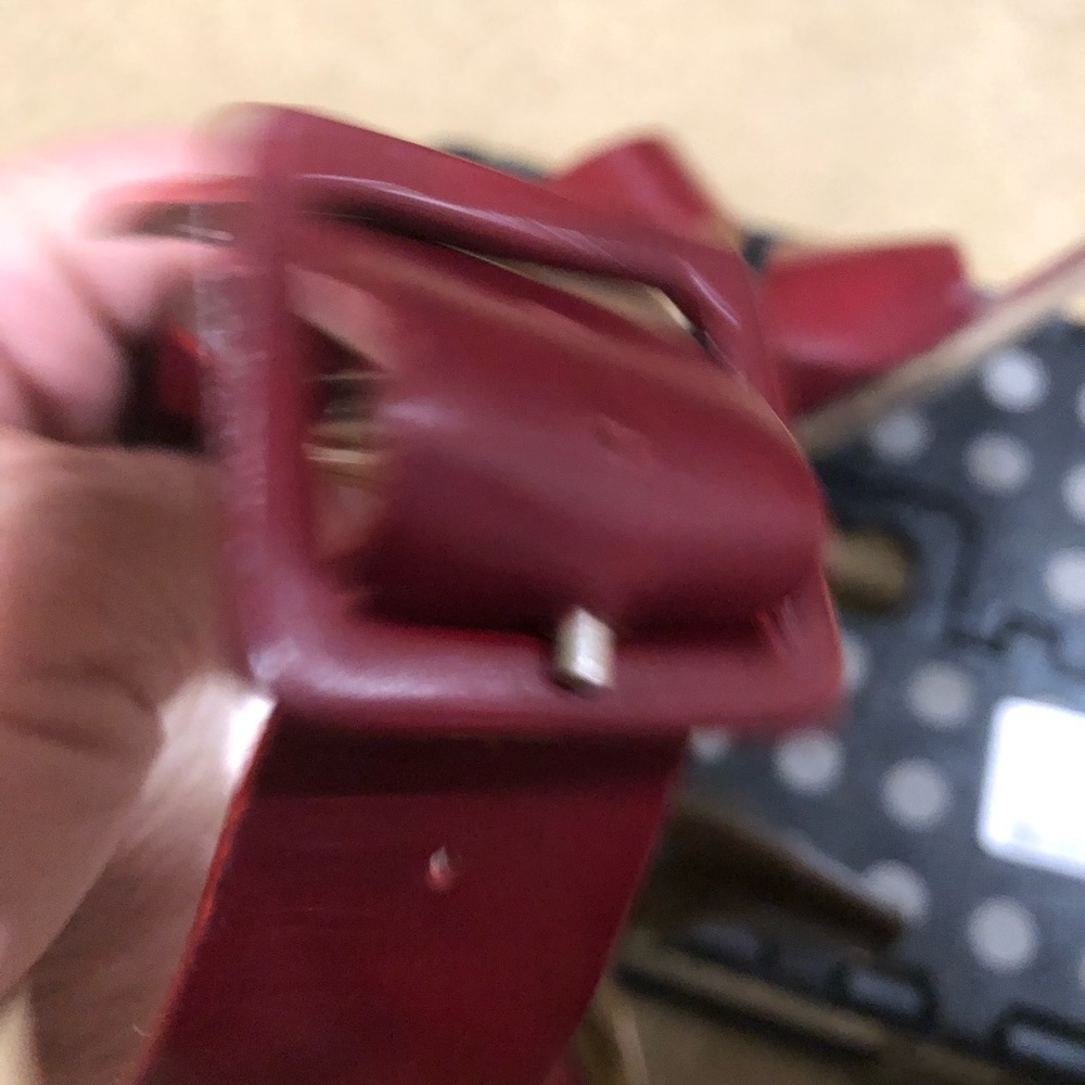 Sandals - Picture 7 of 7